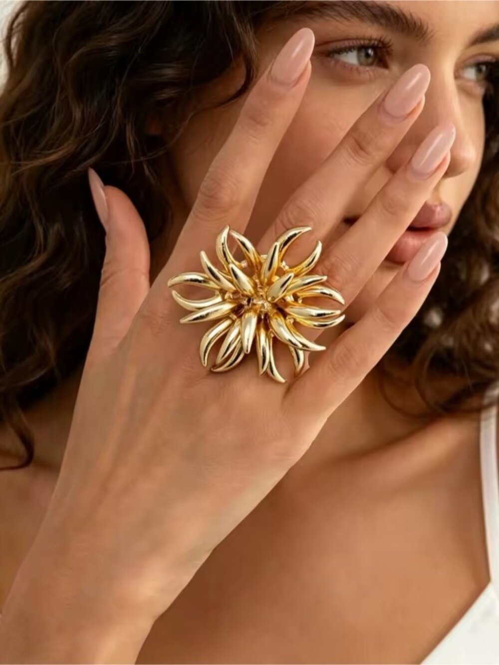 Viral heavy firework flower ring for women